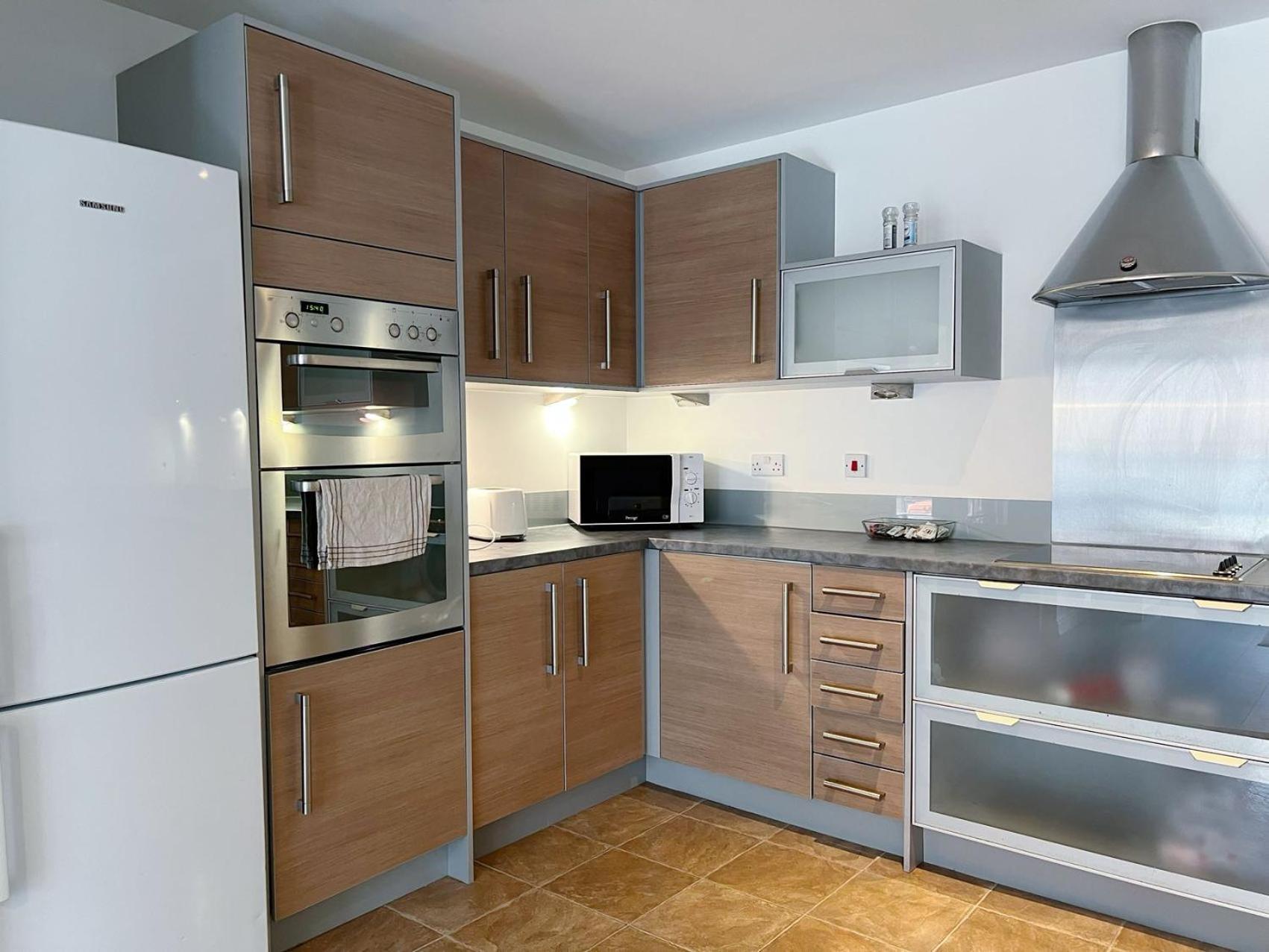 Comfort Seaside Two-Bedroom Apt Swansea Eksteriør billede